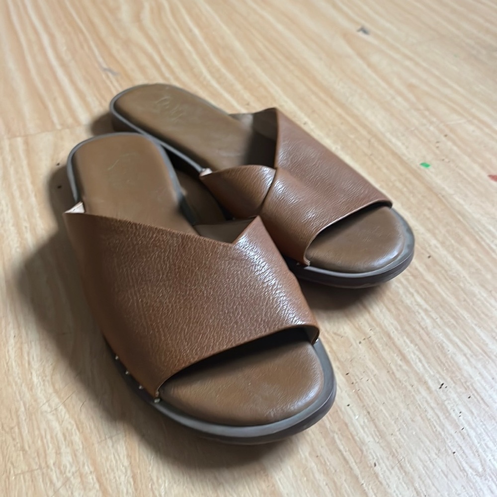 Franco Sarto slide